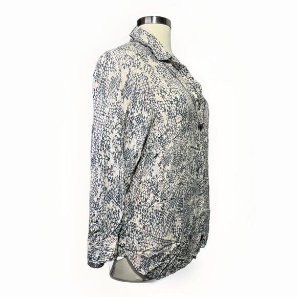 Velvet Heart Button-Up Blouse Beige & Gray Snake Print Women’s Size 2X - Picture 4 of 11